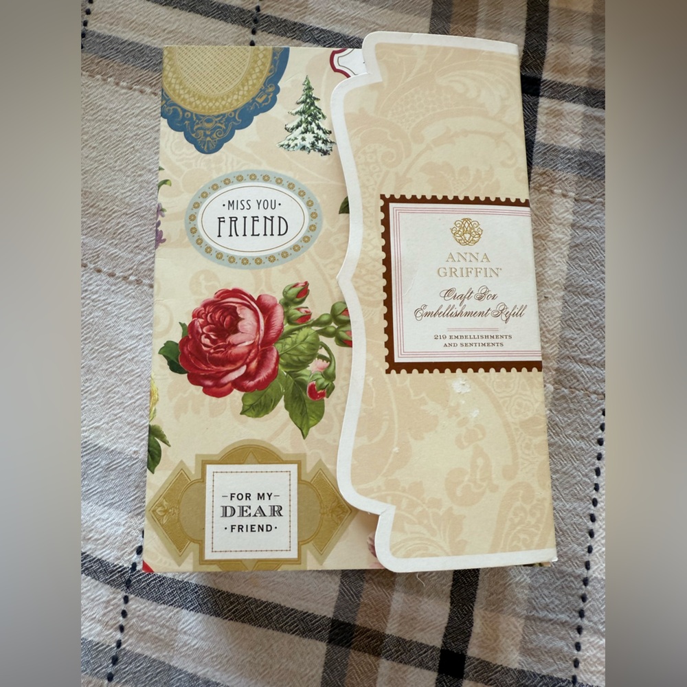 Anna Griffin Craft Embellishments Florals Sentiments Incomplete